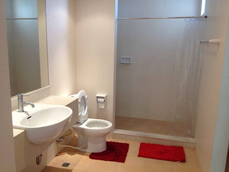 1 Bedroom Condo For Sale in Sam Sen Nok, Huai Khwang, Bangkok - Image 9