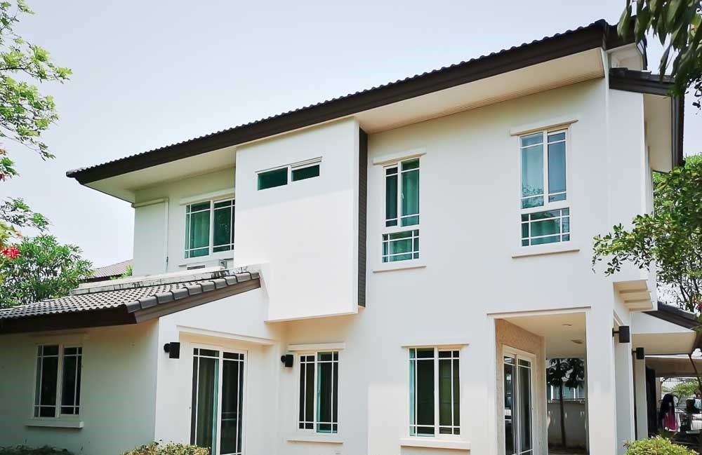 Siwalee Meechok - Image 1