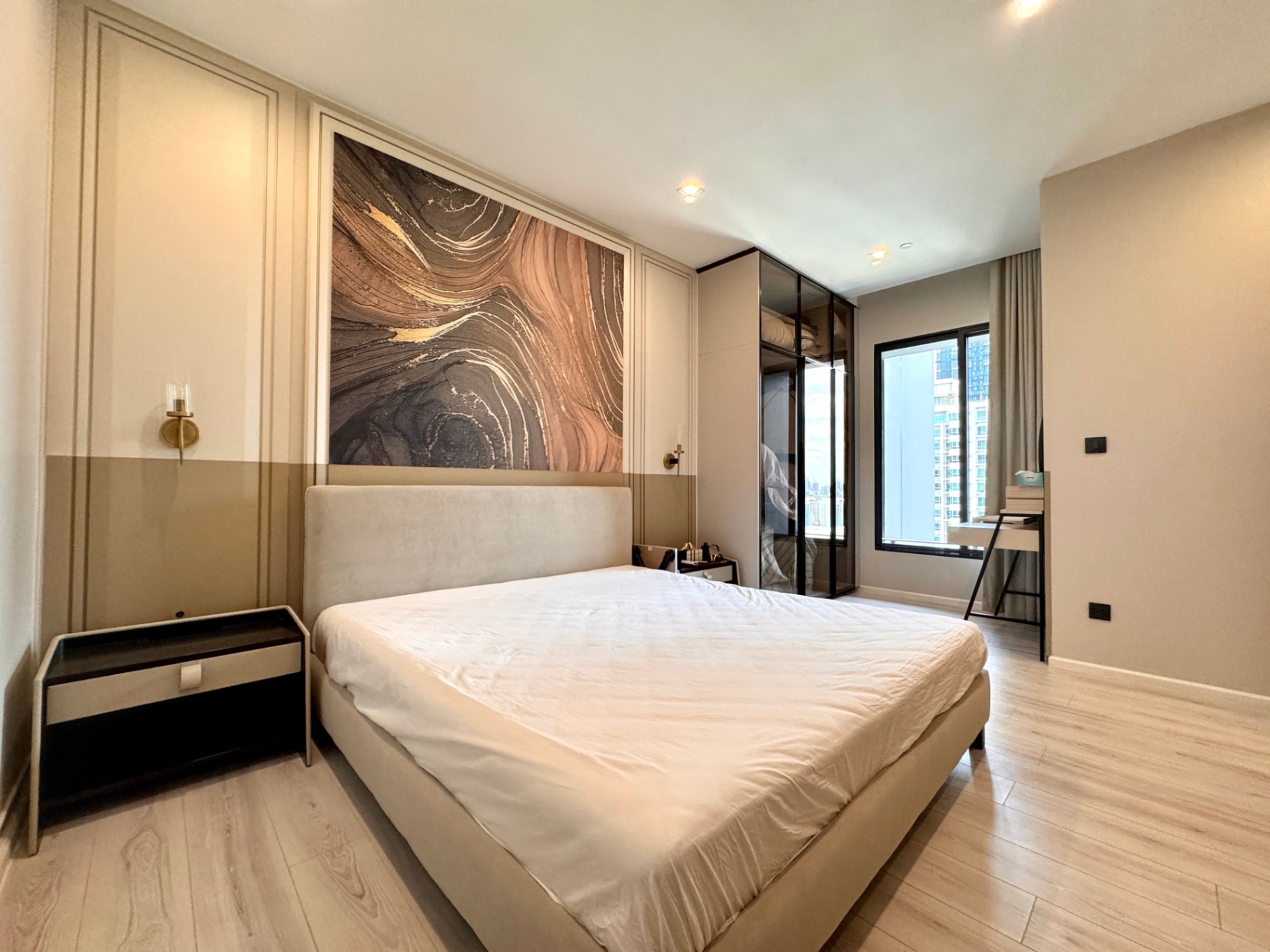 The Room Phayathai - Image 4