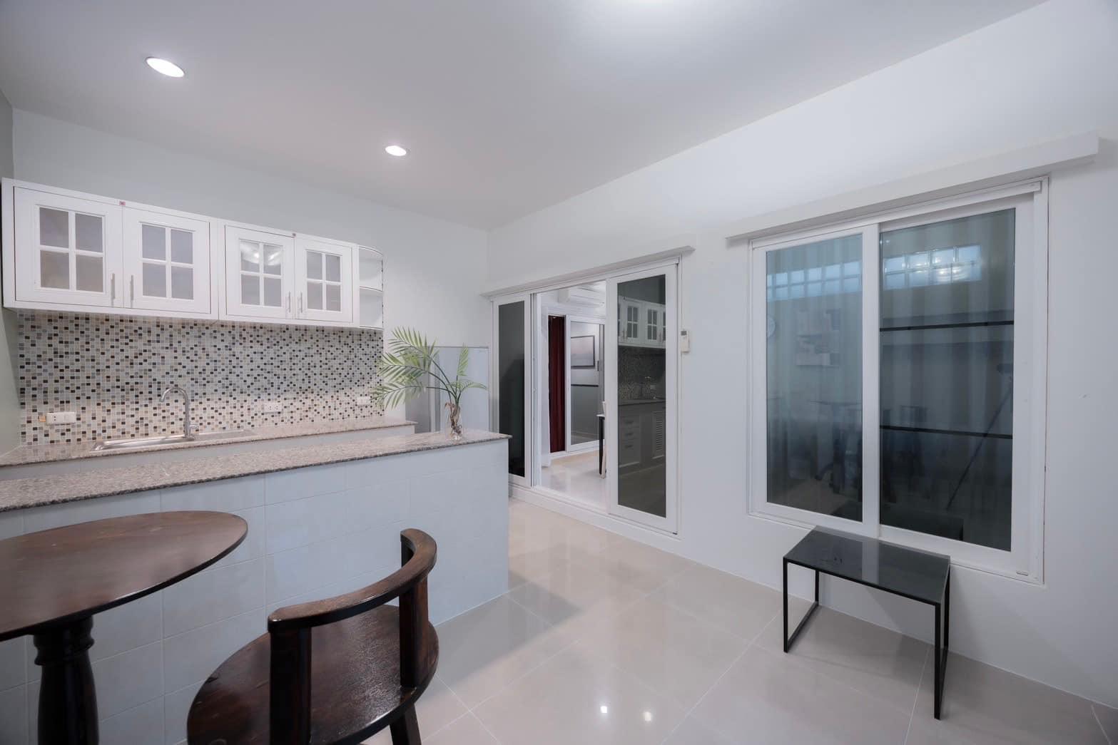 Vararom Premium Kaew Nawarat - Image 8