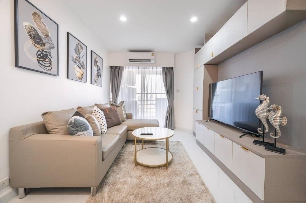 2 Bedroom Condo For Sale in Khlong Tan, Khlong Toei, Bangkok - Image 1