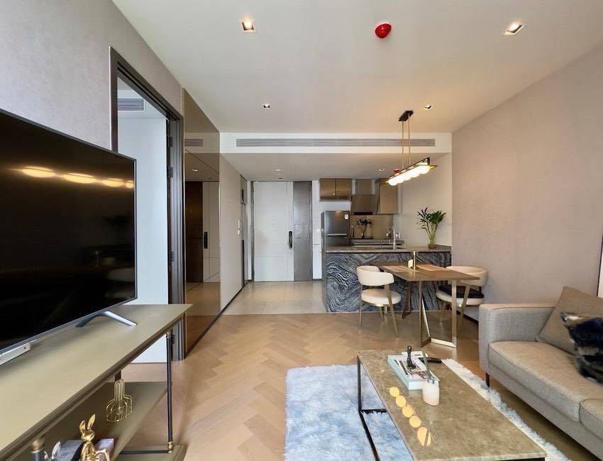 1 Bedroom Condo For Rent in Khlong Tan Nuea, Vadhana, Bangkok - Image 2