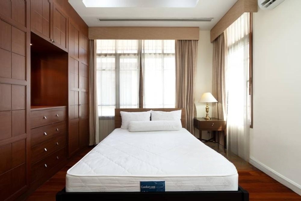 4 Bedroom House For Sale in Phra Khanong Nuea, Vadhana, Bangkok - Image 11