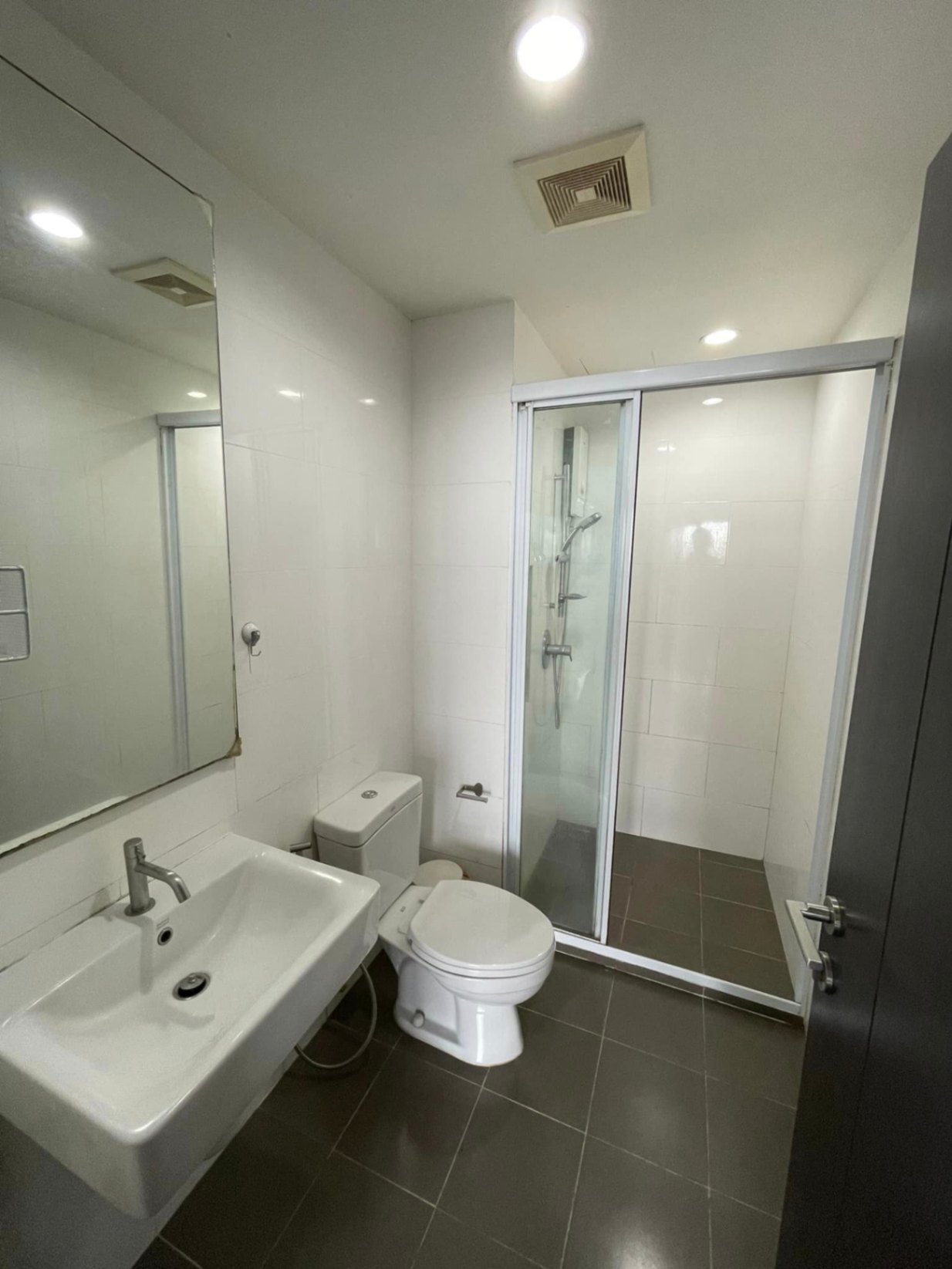 THE BASE Park East - Sukhumvit 77 - Image 7