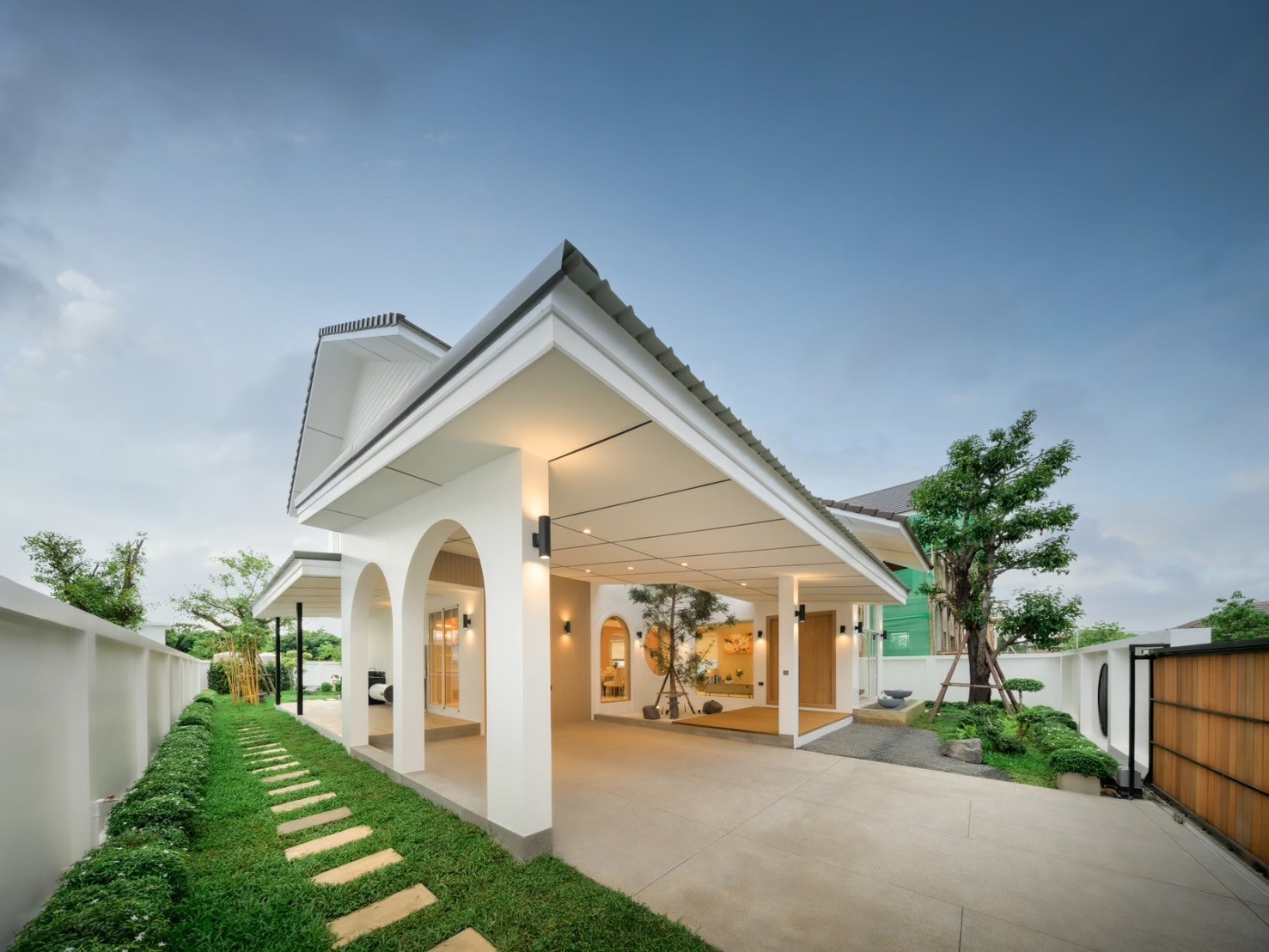 4 Bedroom House For Sale in San Phak Wan, Hang Dong, Chiang Mai - Image 5