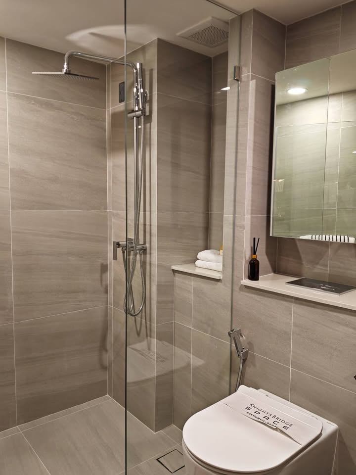 2 Bedroom Condo For Sale in Phra Khanong, Khlong Toei, Bangkok - Image 5