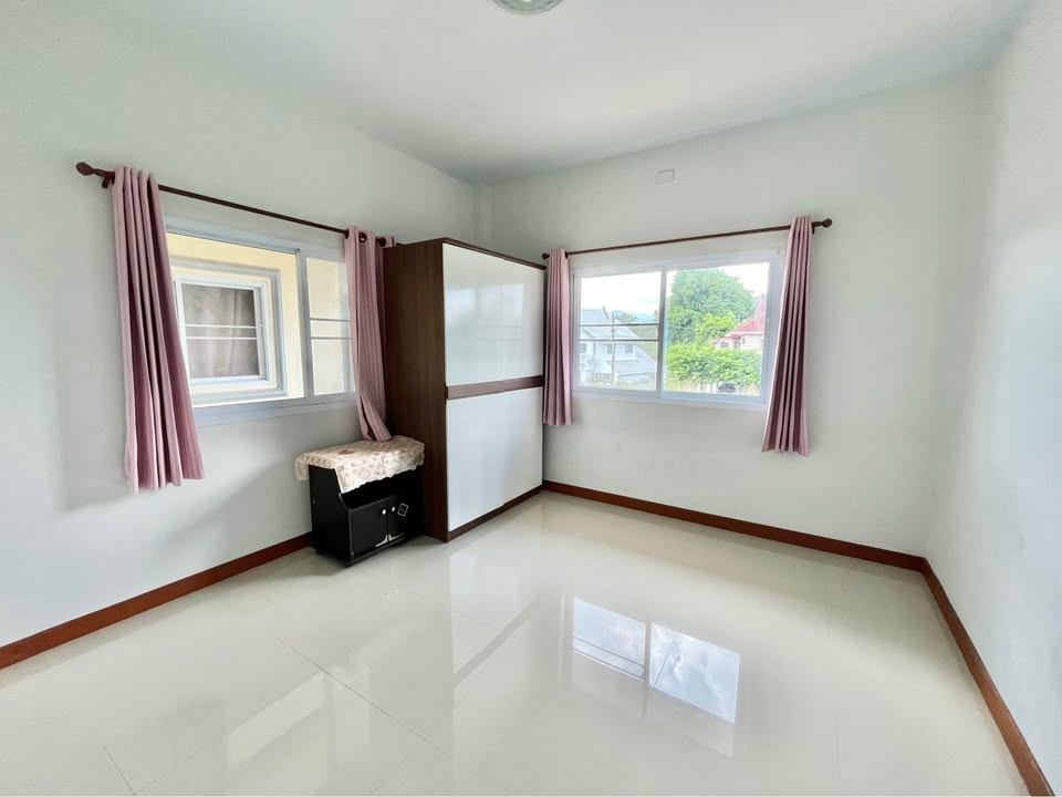 4 卧室 独立房屋  在  - Image 7