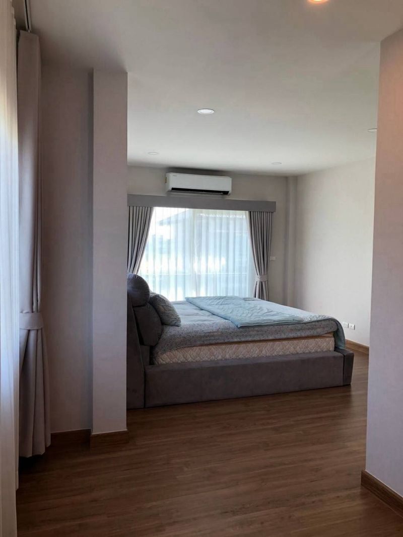 4 ห้องนอน บ้านเดี่ยว สำหรับเช่า ใน บางแก้ว, บางพลี, สมุทรปราการ - Image 7