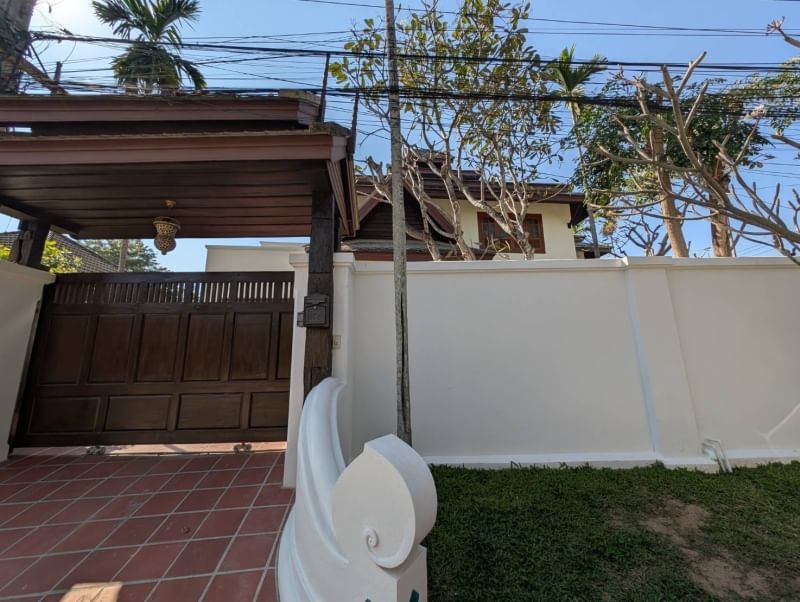 3 Bedroom House For Sale in San Phak Wan, Hang Dong, Chiang Mai - Image 16