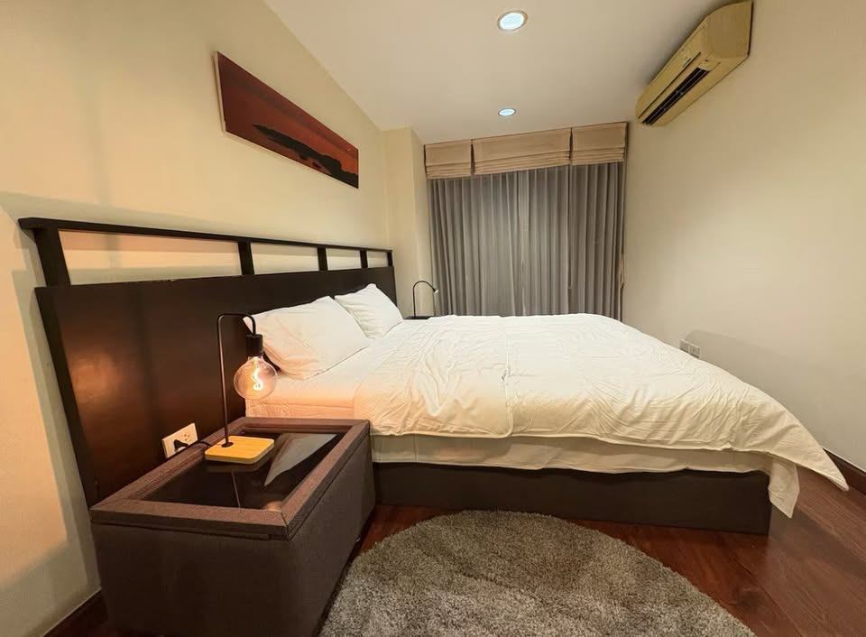 1 Bedroom Condo For Rent in Khlong Tan Nuea, Vadhana, Bangkok - Image 3
