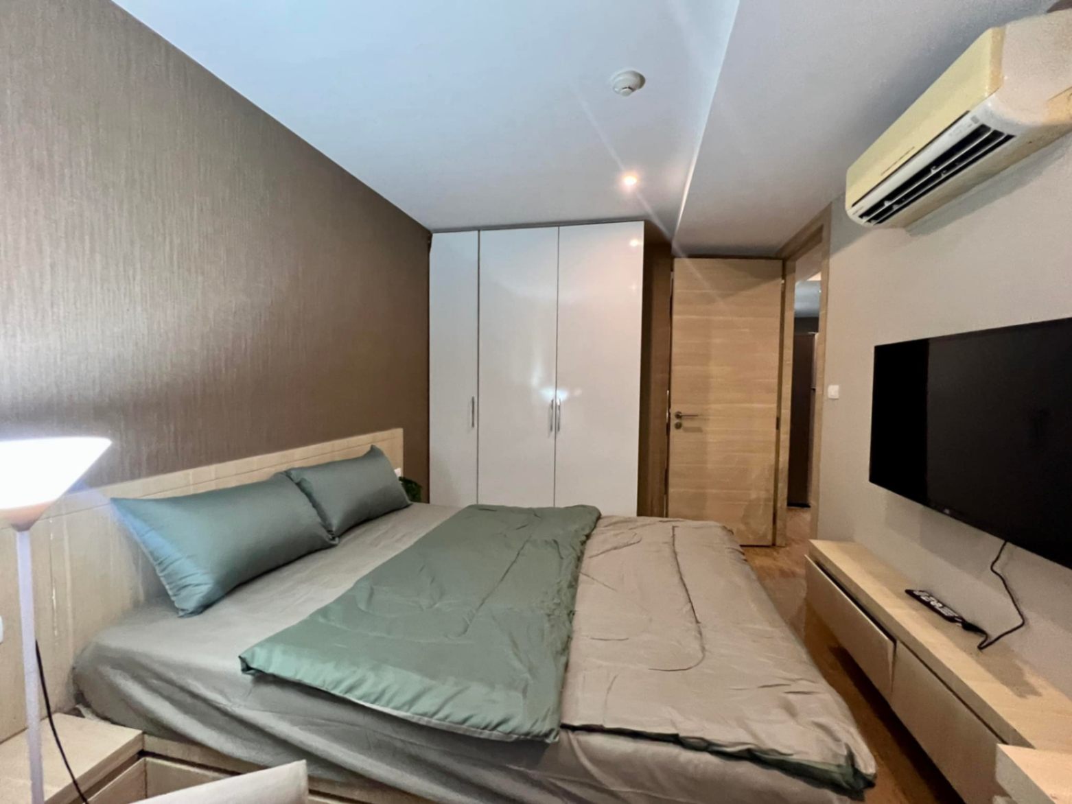 Klass Silom Condo - Image 6