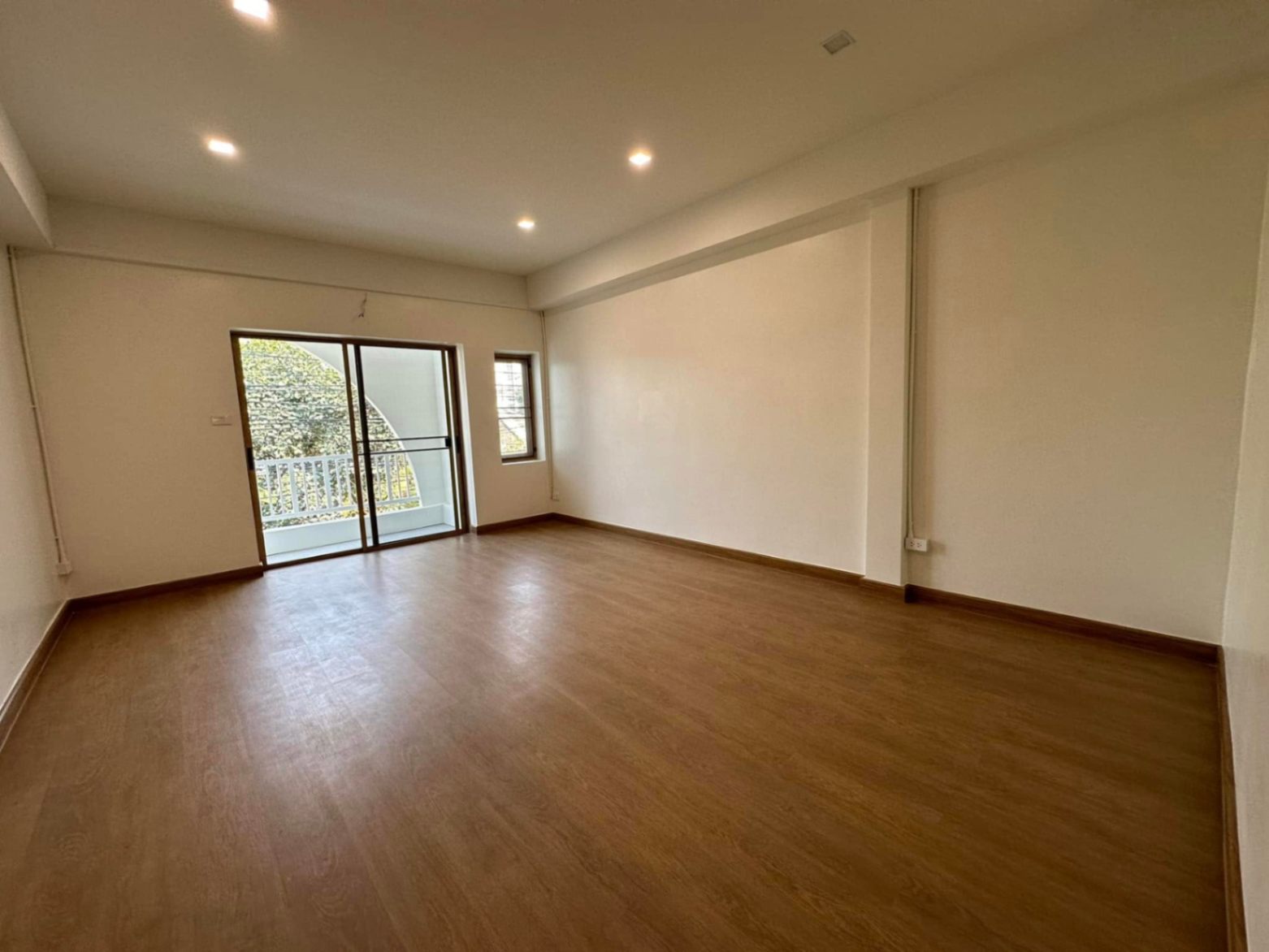 2 Bedroom Townhouse For Sale in Wat Ket, Mueang Chiang Mai, Chiang Mai - Image 11