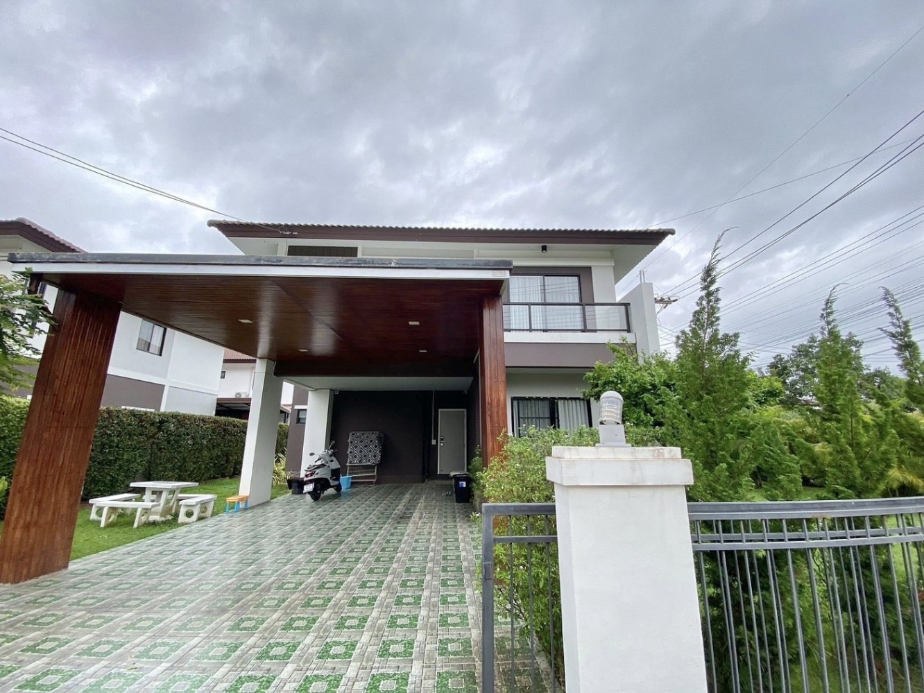 4 卧室 独立房屋 出租 在  - Image 1