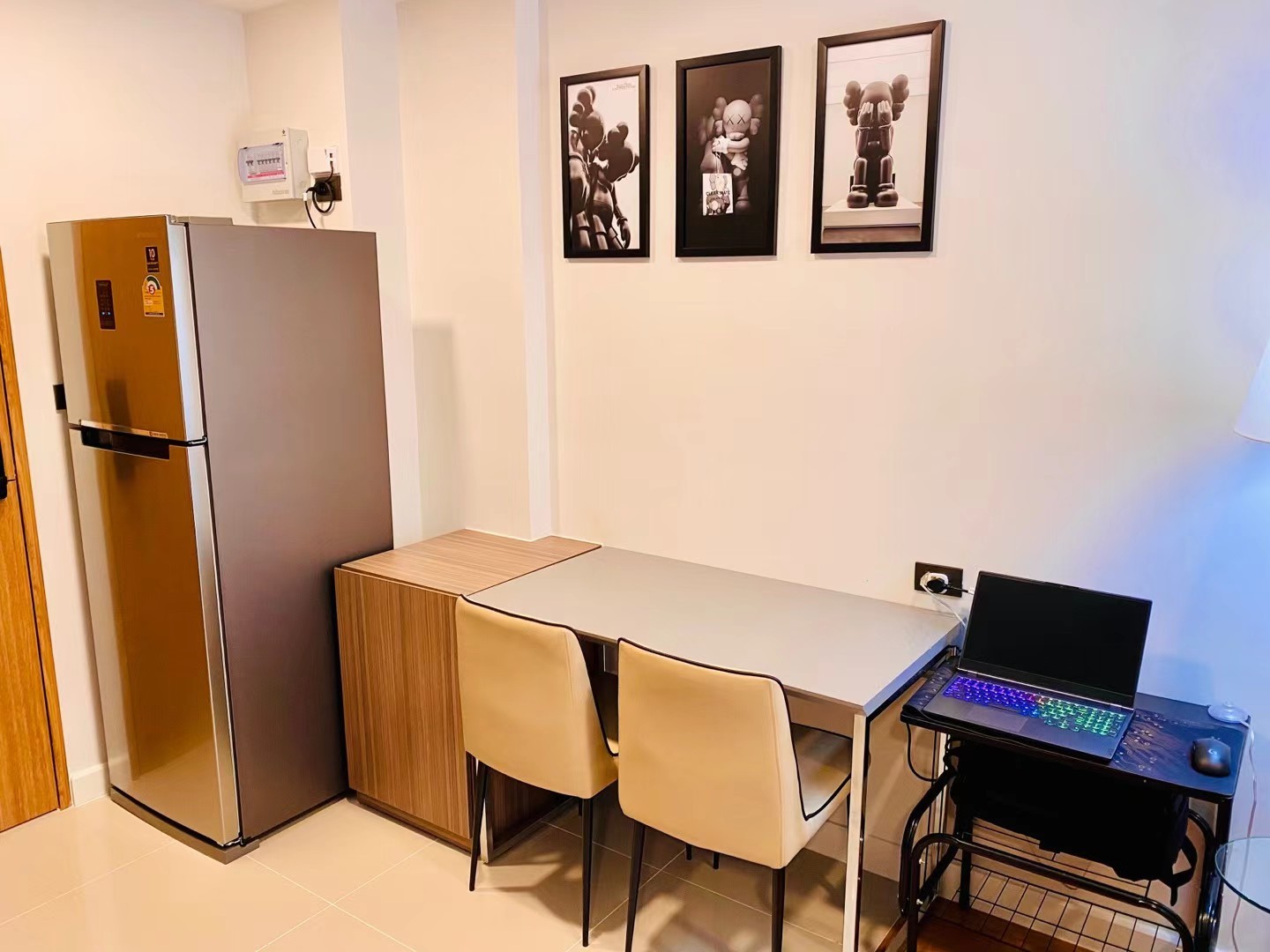 1 卧室 公寓 出租 在  - Image 5