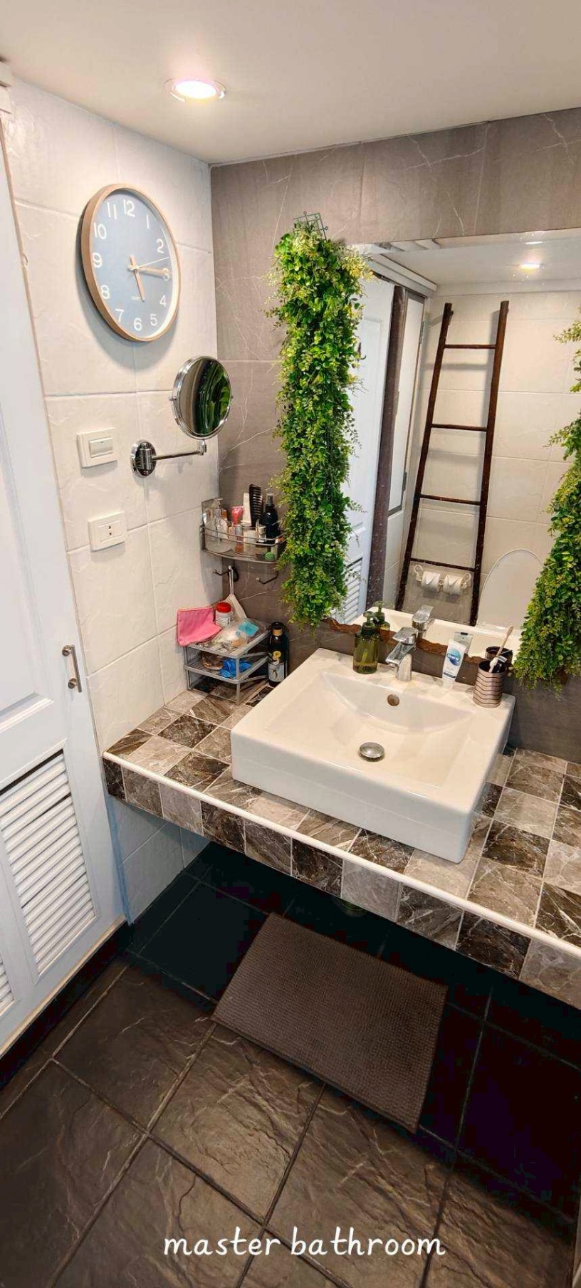 3 Bedroom Condo For Sale in Khlong Toei Nuea, Vadhana, Bangkok - Image 17