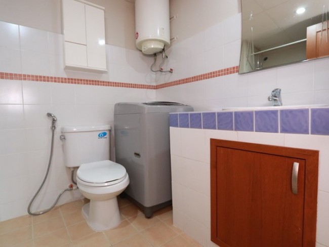 Nakornping Condo - Image 8