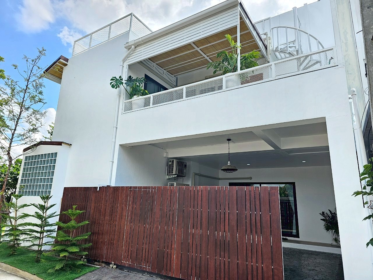 4 Bedroom House For Sale in Hang Dong, Hang Dong, Chiang Mai - Image 3