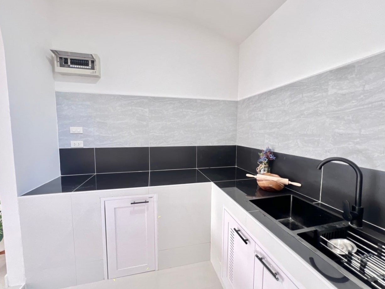 2 Bedroom Townhouse For Sale in Don Kaeo, Mae Rim, Chiang Mai - Image 4
