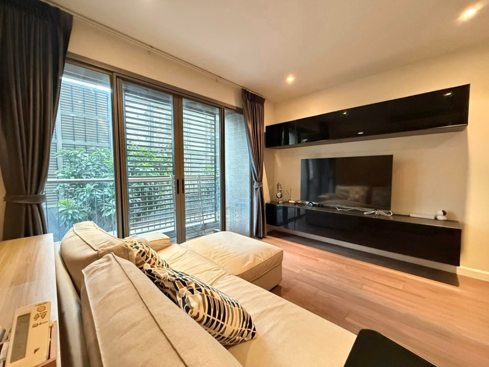 1 Bedroom Condo For Sale in Wang Mai, Pathum Wan, Bangkok - Image 4