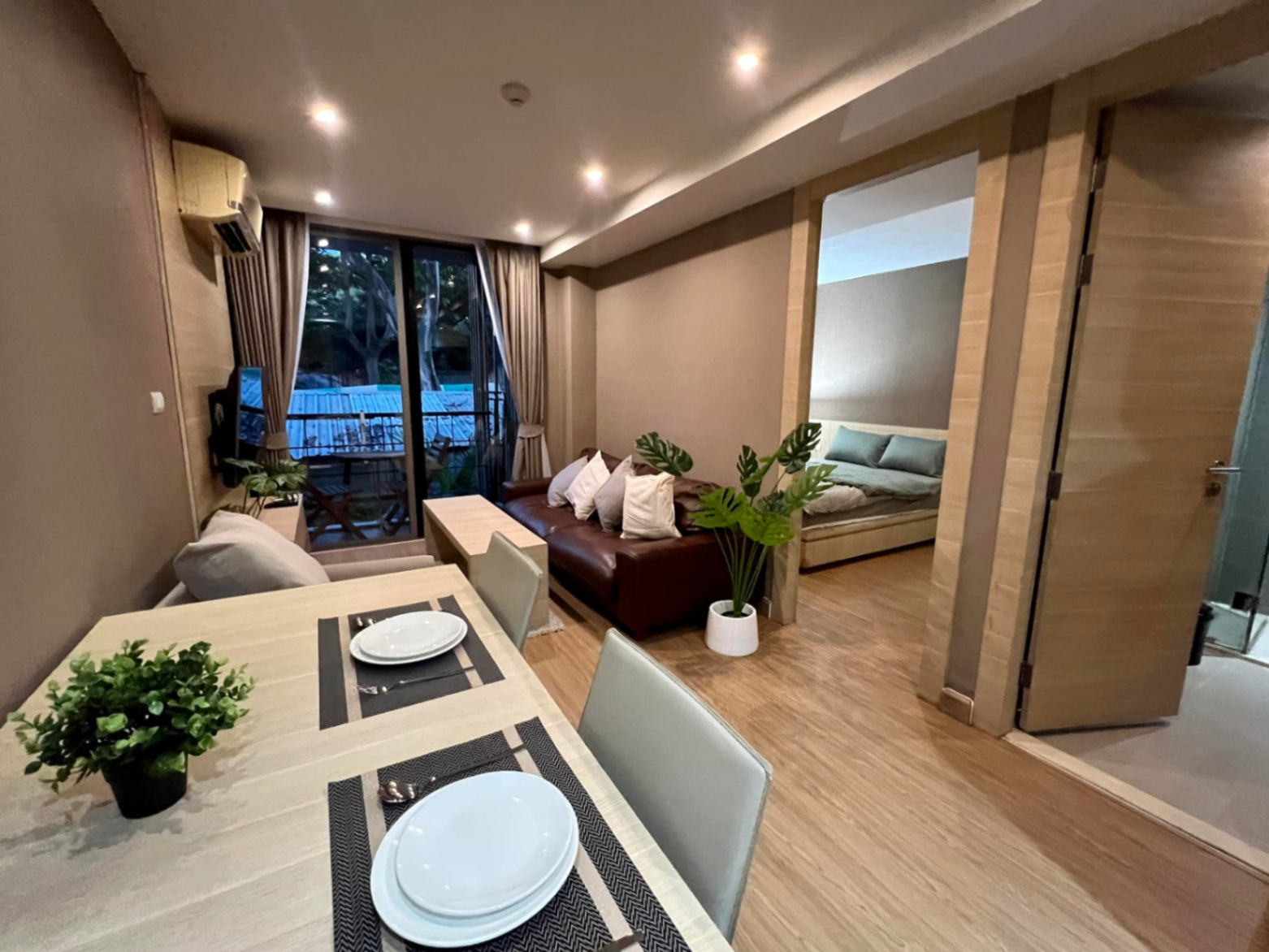 Klass Silom Condo - Image 5