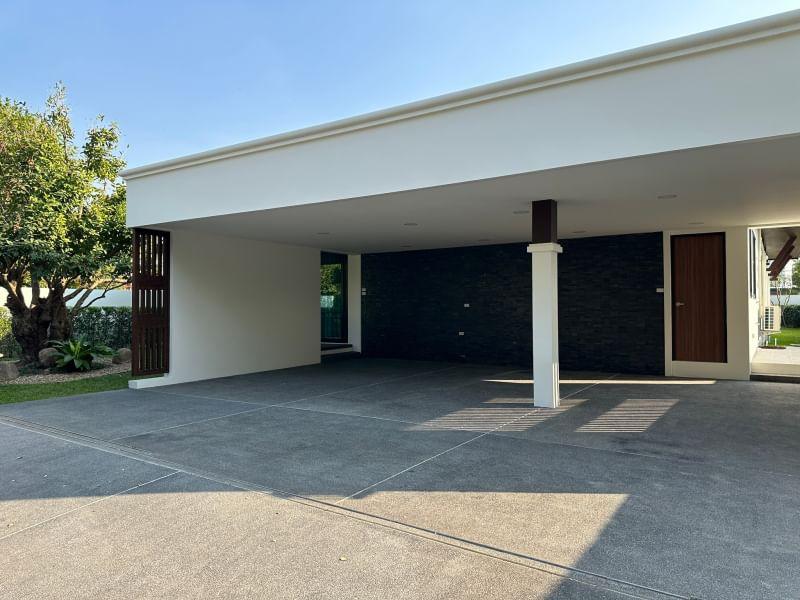 World Club Land - Image 3