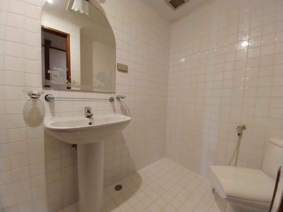 Acadamia Grand Tower - Image 15