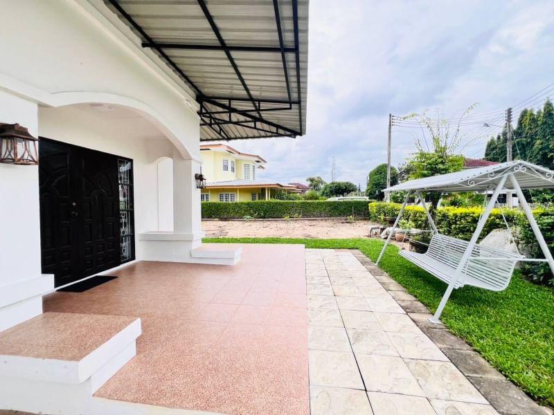 3 卧室 独立房屋  在  - Image 4