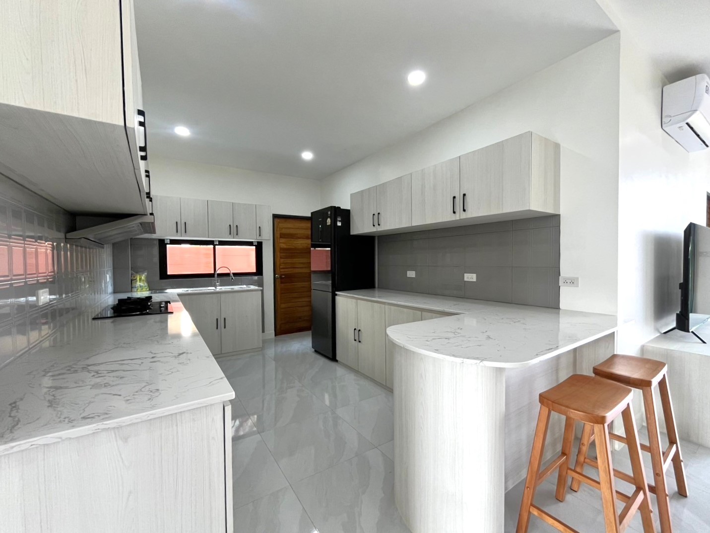 3 Bedroom House For Sale in Luang Nuea, Doi Saket, Chiang Mai - Image 3