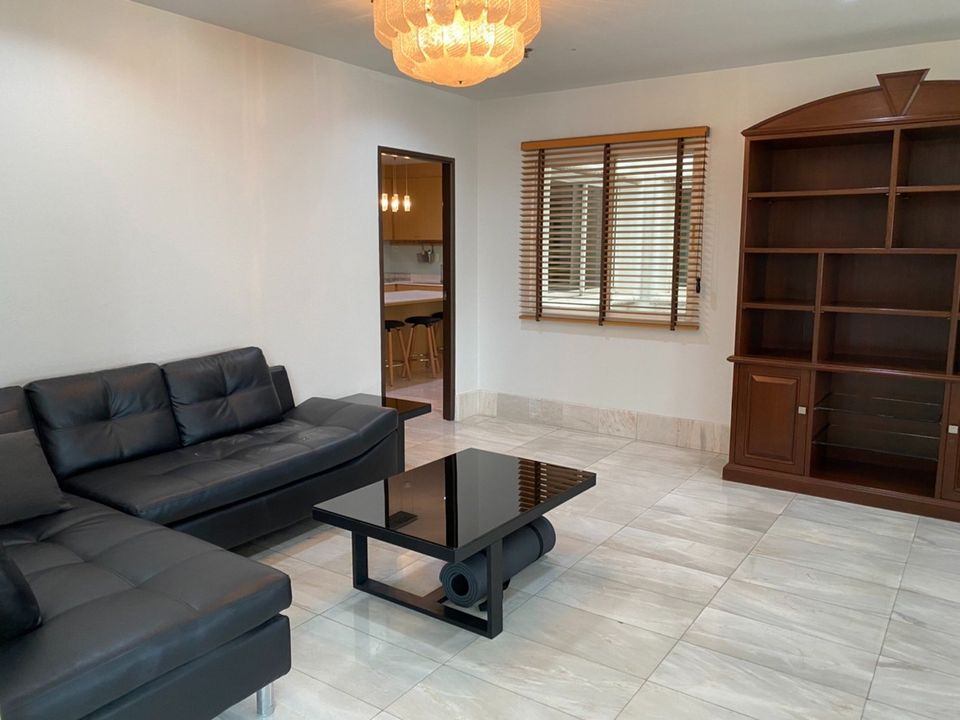2 Bedroom Condo For Sale in Khlong Tan Nuea, Vadhana, Bangkok - Image 1