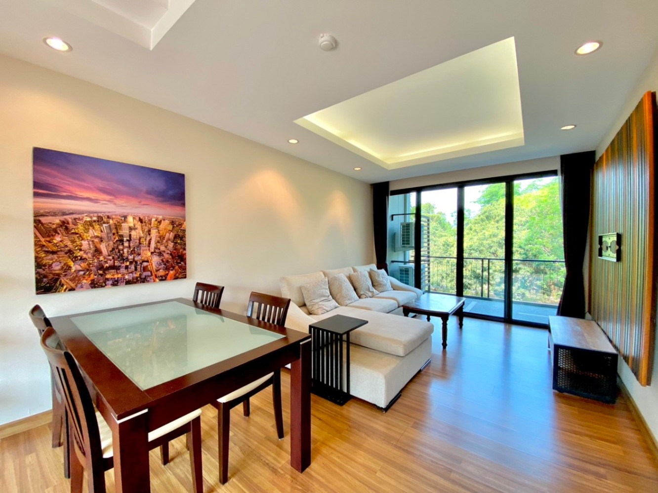Mountain Front Condo - Image 1