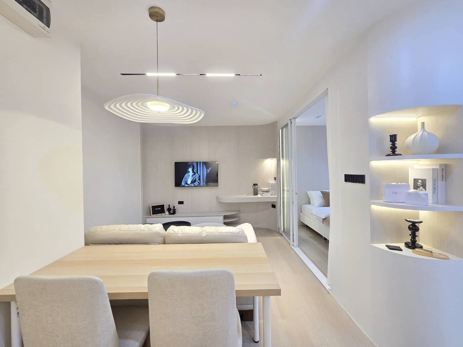 Airport Home Condo - Image 3