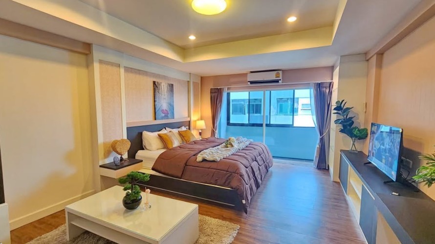 Seven Star Condo - Image 2
