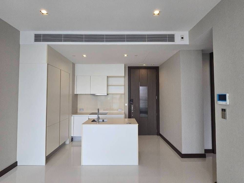 Q1 Sukhumvit Condo by Q House - Image 13
