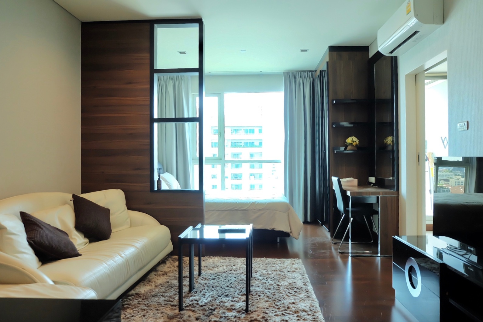 Ivy Thonglor 23 - Image 3
