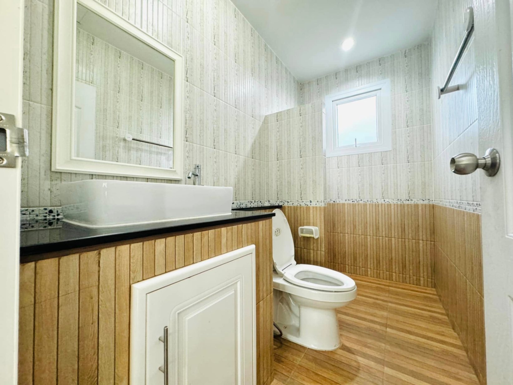2 Bedroom House For Sale in Nong Khwai, Hang Dong, Chiang Mai - Image 7