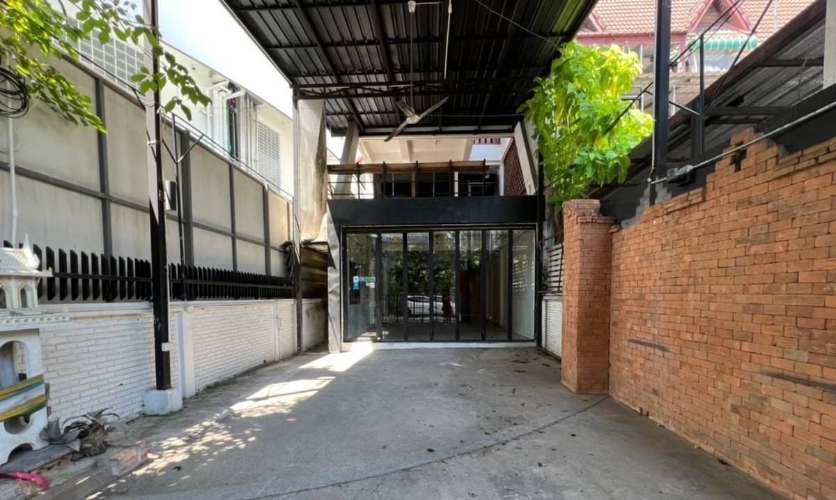  Retail Space For Sale in Suthep, Mueang Chiang Mai, Chiang Mai - Image 5