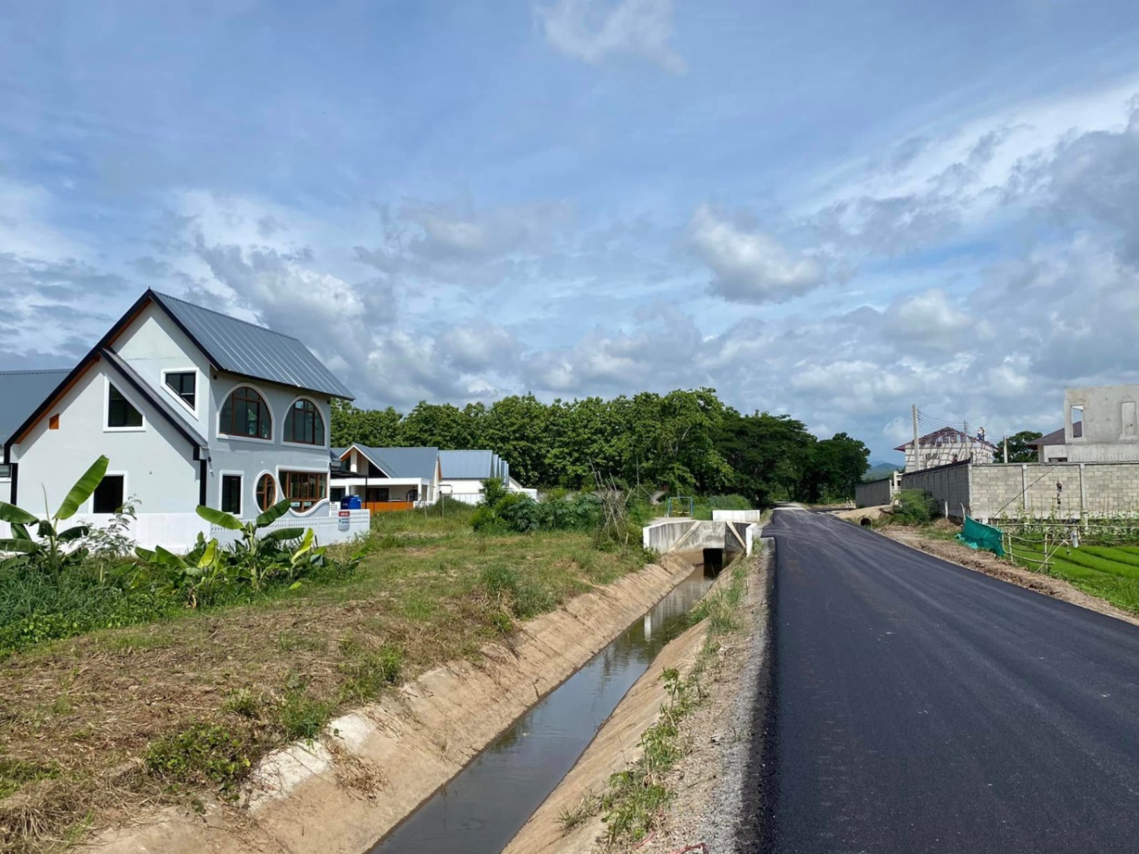 4 Bedroom House  in Nam Phrae, Hang Dong, Chiang Mai - Image 11