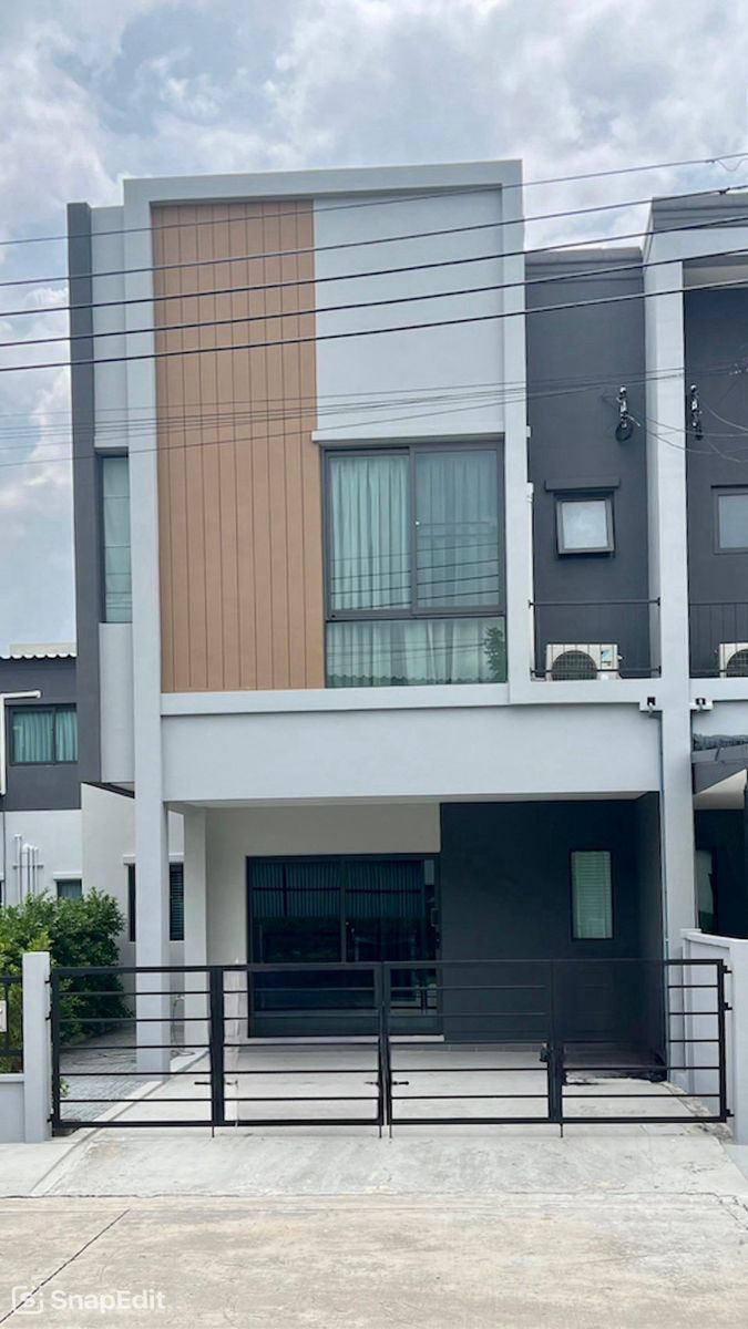 พลีโน่ สุขุมวิท-บางนา 2 - Image 1