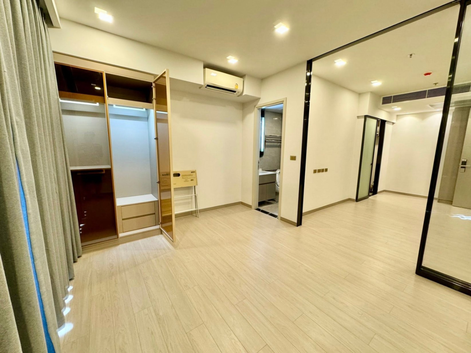 One 9 Five Asoke - Rama 9 - Image 2