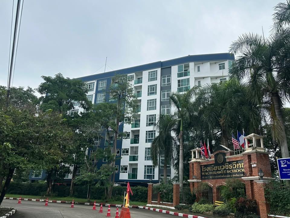 The Green City 2 Condominium - Image 8