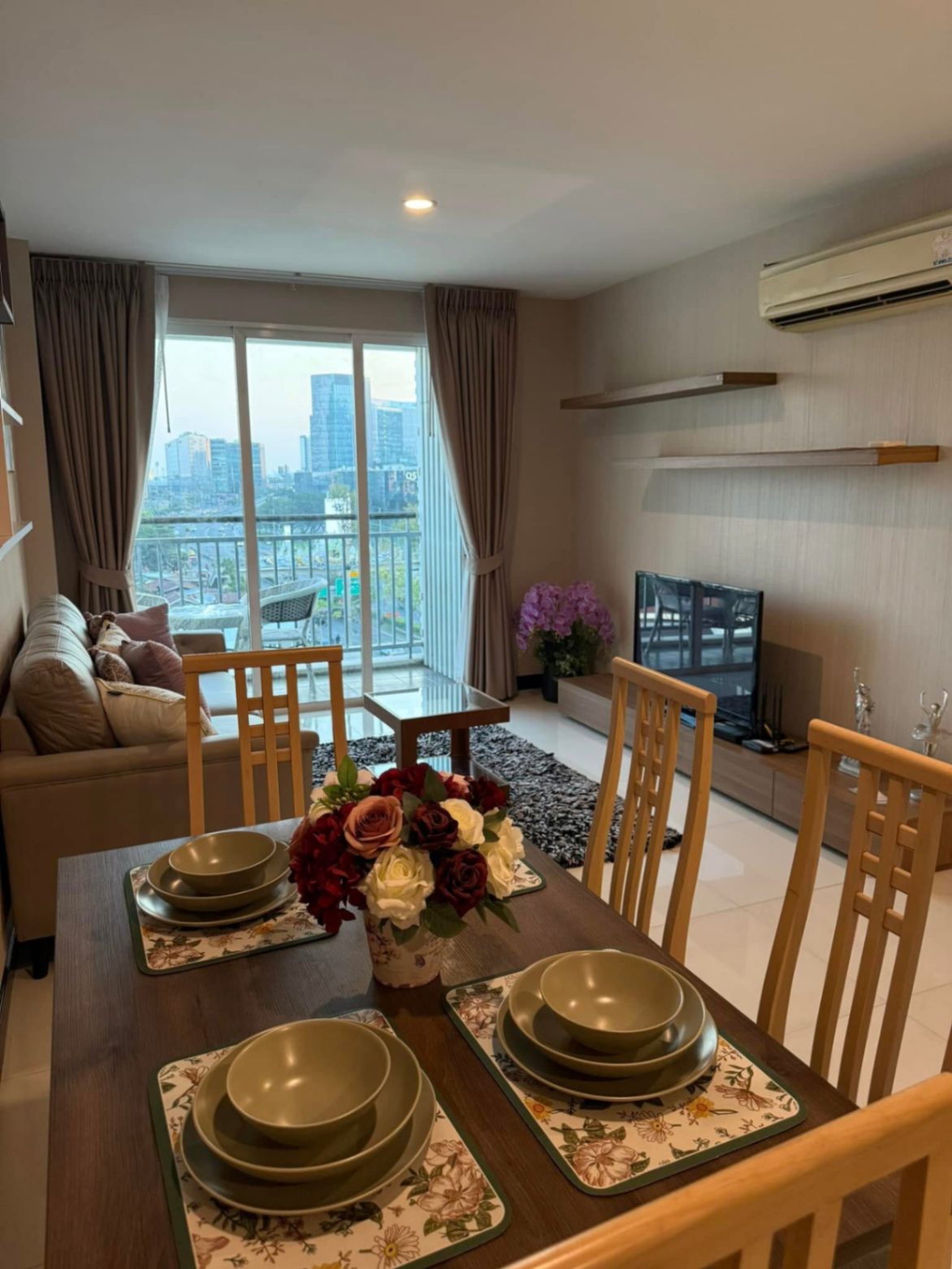 VOQUE Condo Sukhumvit 16 - Image 4