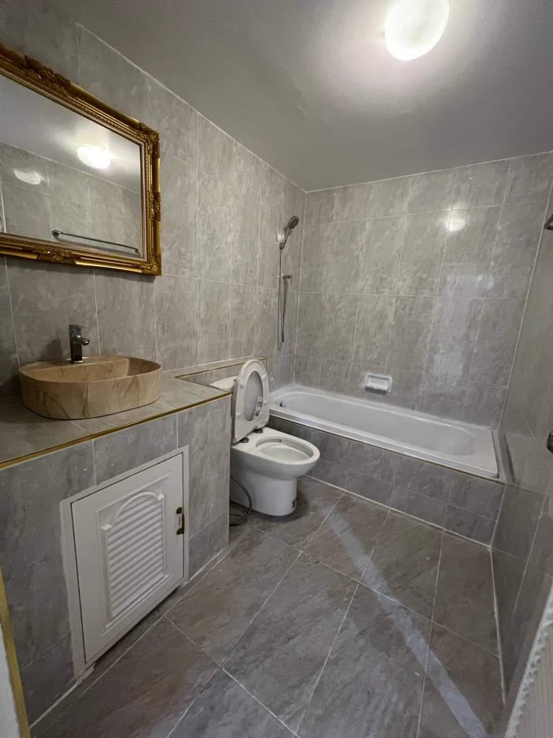 Supalai Place Condominium MAM (Sukhumvit 39 Phrom Phong) - Image 18