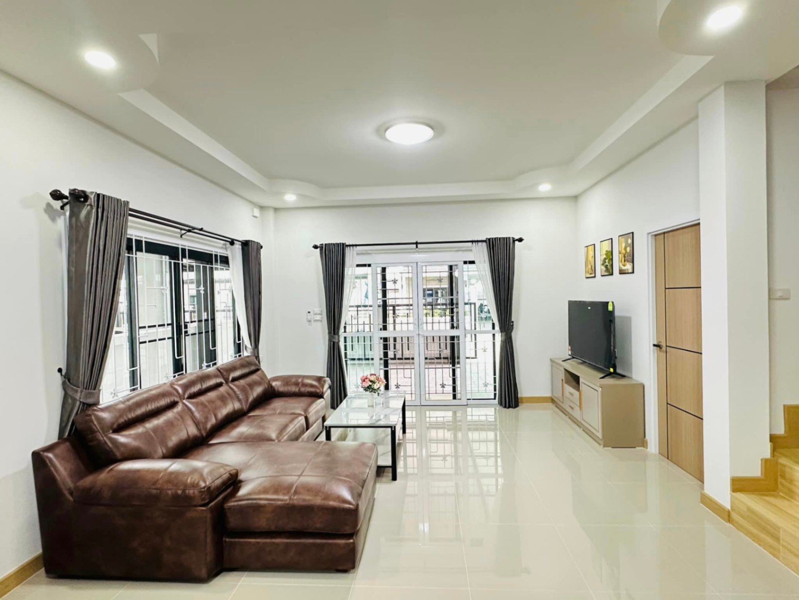 Jaikaew Arawan 31 - Image 2