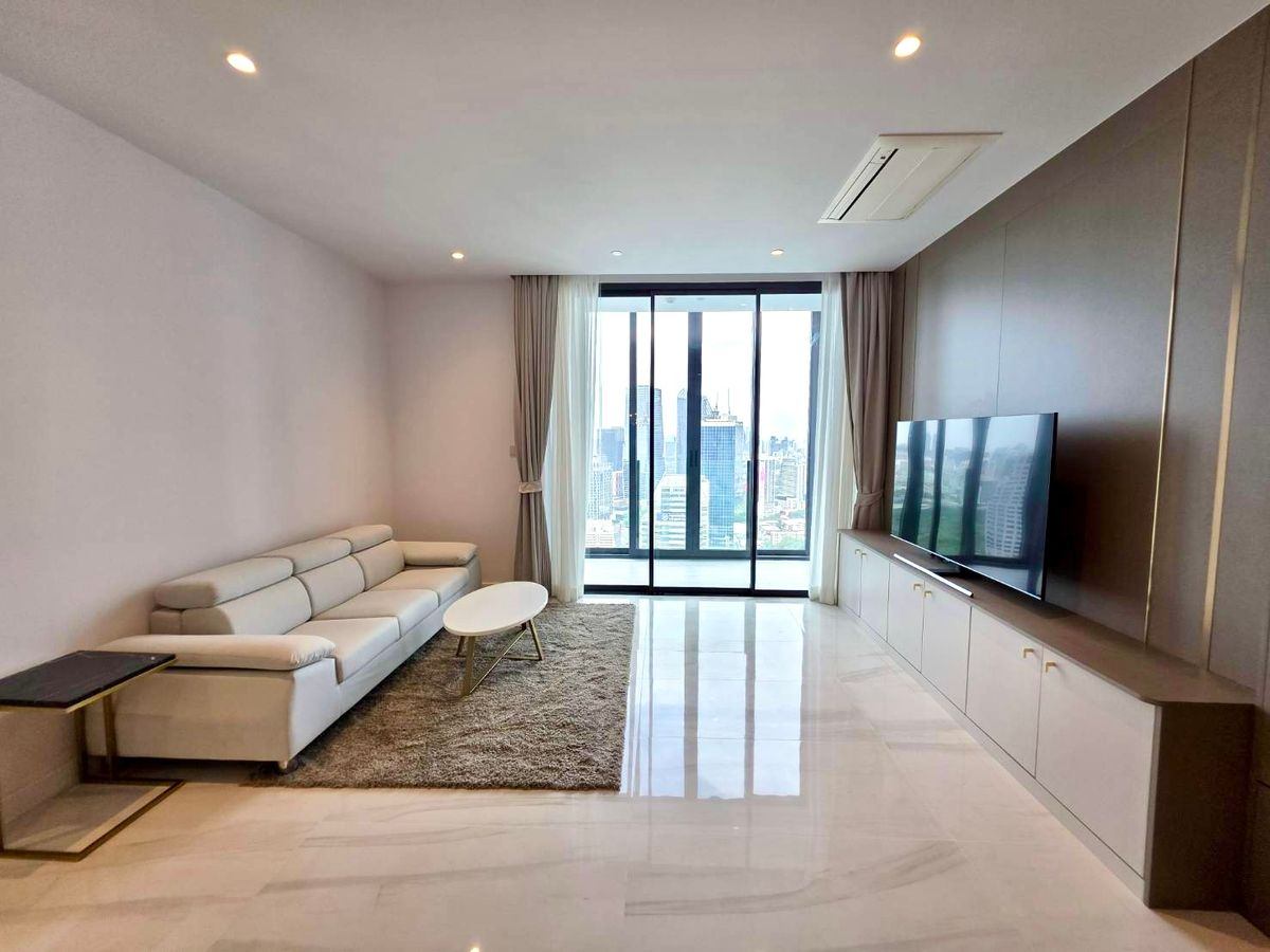 3 ห้องนอน คอนโด สำหรับเช่า ใน ทุ่งมหาเมฆ, สาทร, กรุงเทพมหานคร - Image 1