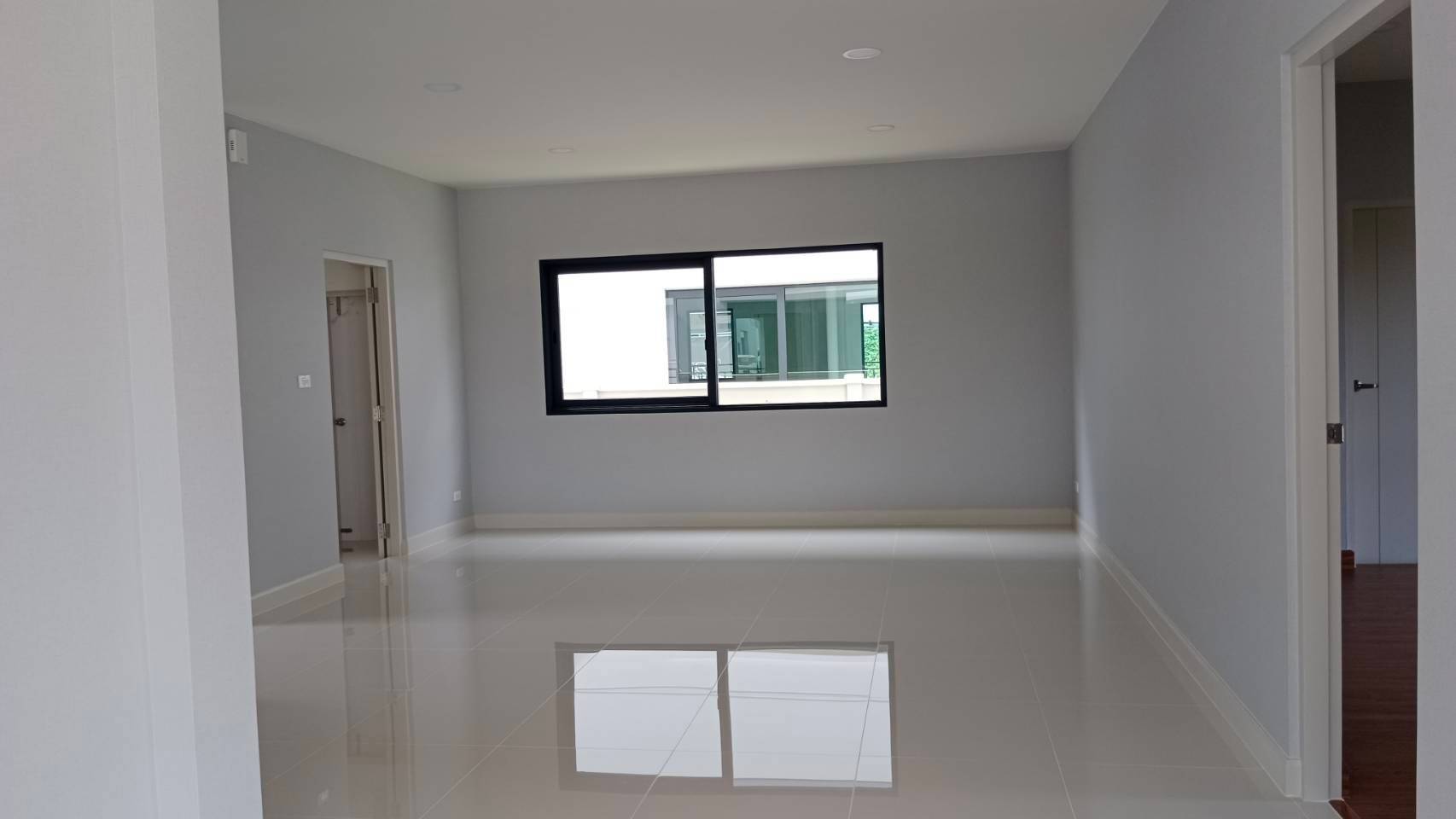 4 Bedroom House For Sale in Bang Kaeo, Bang Phli, Samut Prakan - Image 2