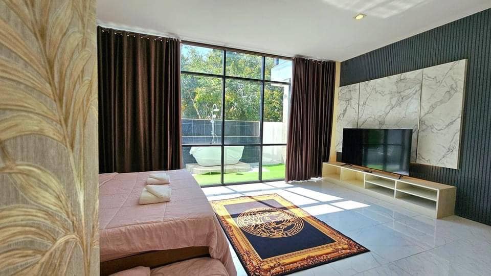 6 Bedroom House For Sale in Nam Phrae, Hang Dong, Chiang Mai - Image 10
