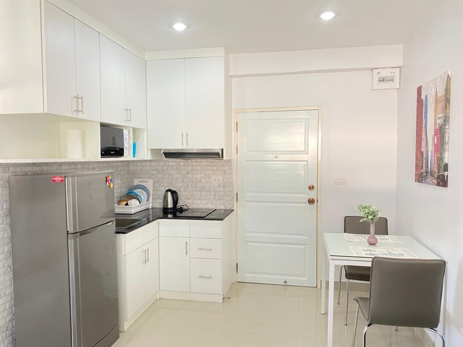 Riverside Condominium Chiang Mai - Image 4