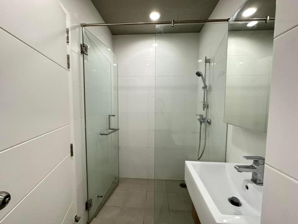 1 Bedroom Condo For Sale in Phra Khanong Nuea, Vadhana, Bangkok - Image 7