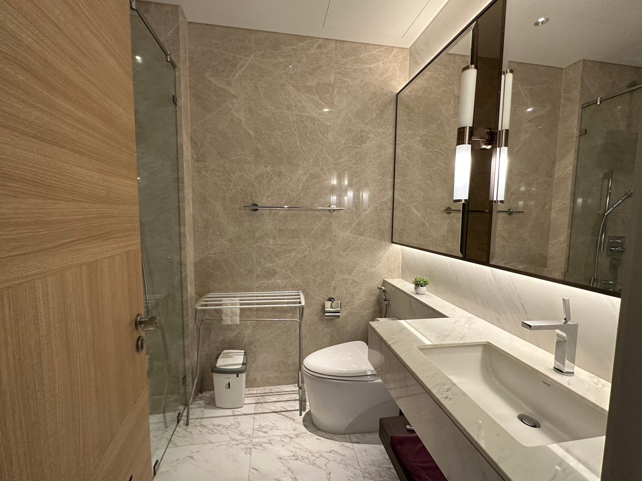 Sindhorn Residence - Image 7