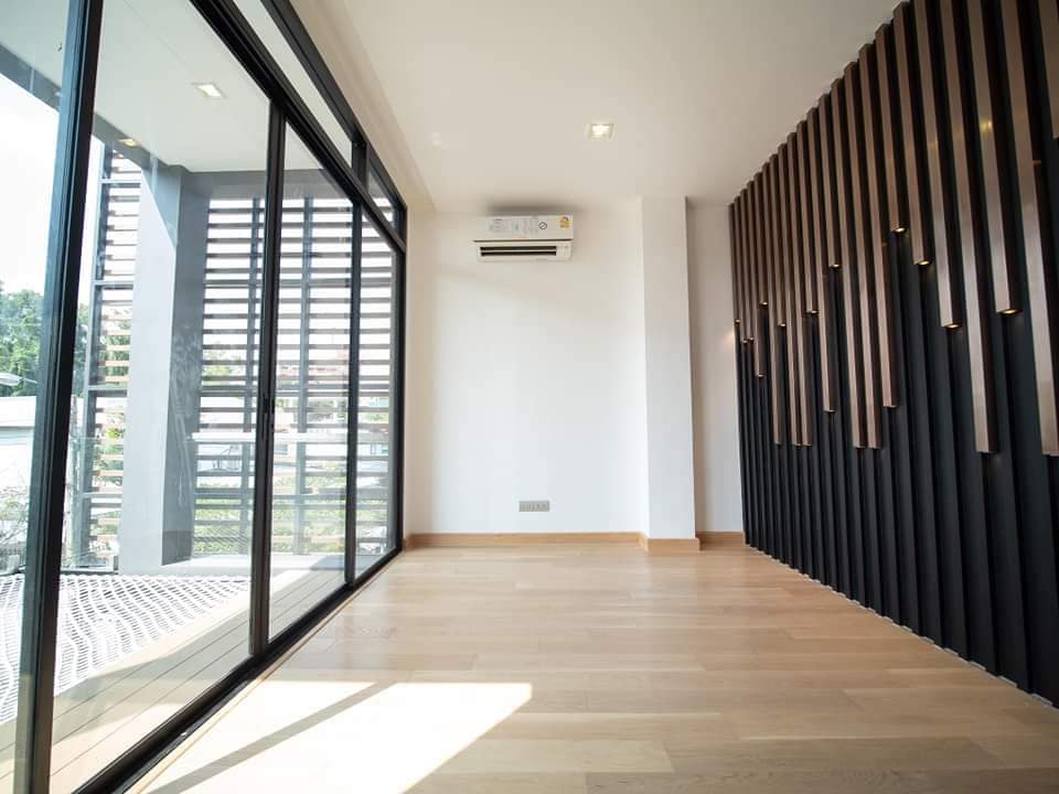 4 Bedroom House For Sale in Khlong Tan Nuea, Vadhana, Bangkok - Image 11